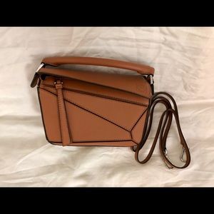 100% Auth LOEWE Mini Puzzle Bag crossbody Pristine